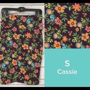 Lularoe Cassie skirt size small